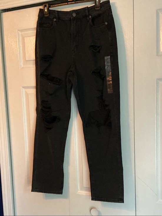 American Eagle Outfitters Denim - American Eagle Outfitters Black Relaxed Ripped Women's Jeans